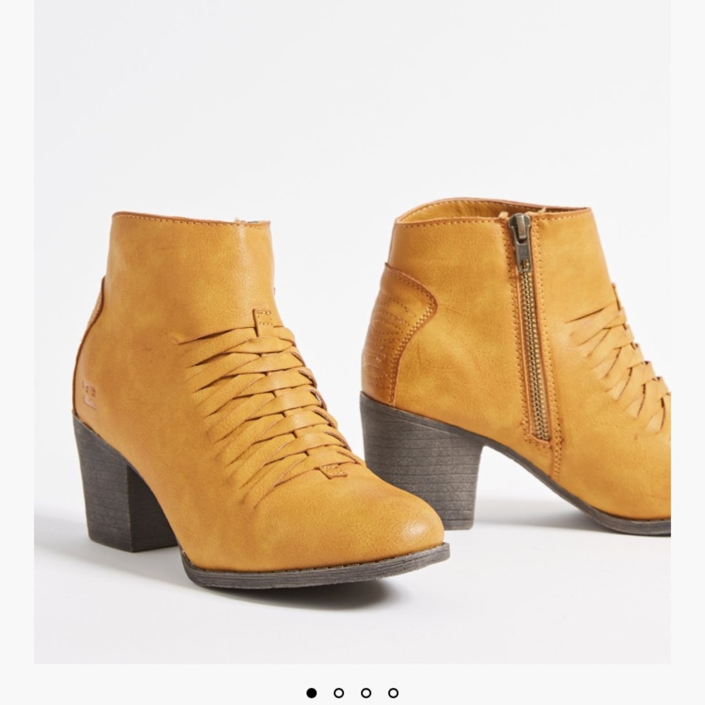Billabong Heeled Booties